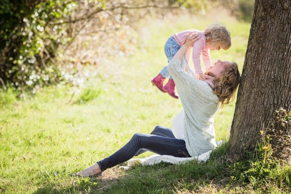 Le bonheur maternel qu'on imagine